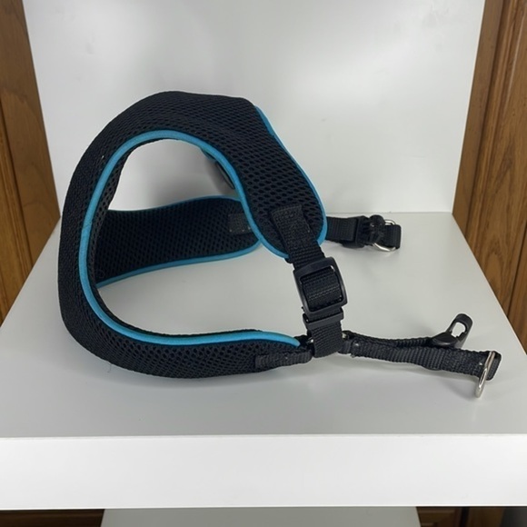 SMALL Pup Chest Harness - Black with Blue trim - Picture 3 of 3